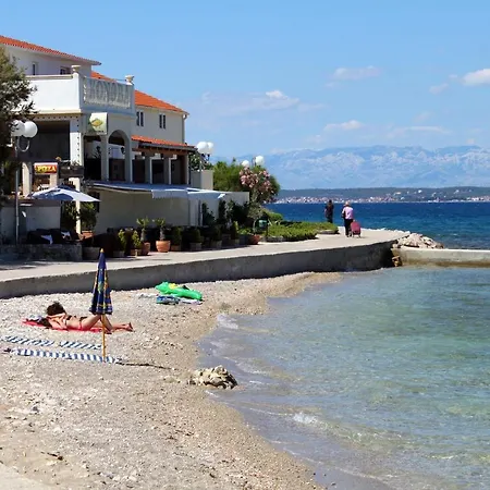 Hébergement de vacances Seaside House Preko, Ugljan - 18077